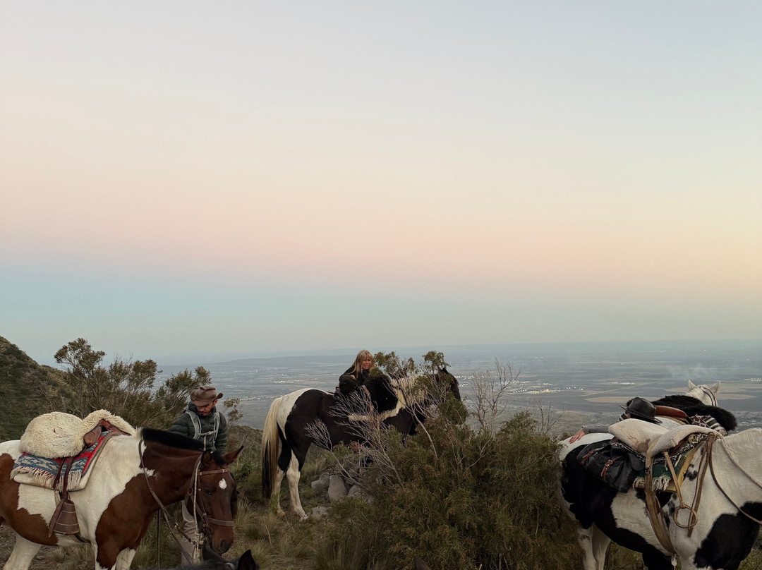 La Crucecita Horseback Riding - Cabalgatas-门多萨必去景点
