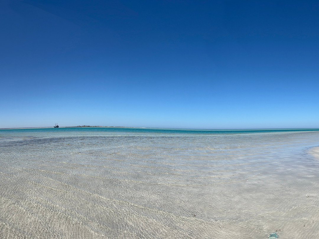 欧德赛海水浴场度假村主图