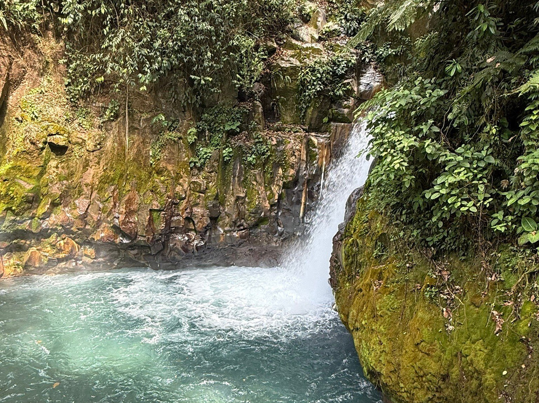 Blue River Resort & Hot Springs主图