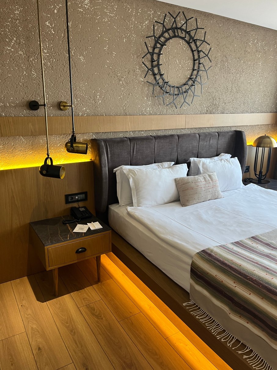 帕纳贾套房酒店-旅行者