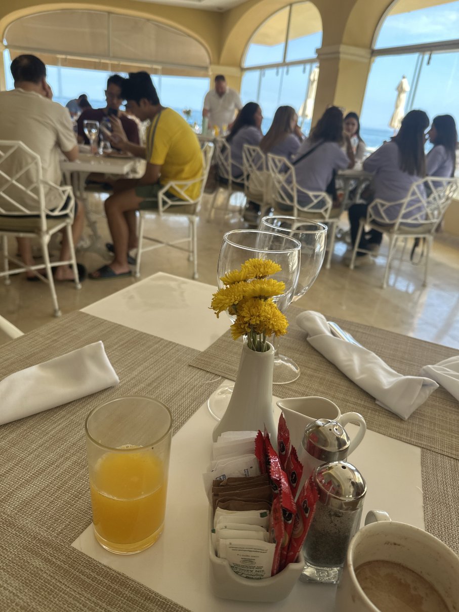 巴塞罗巴亚尔塔港酒店 - 全包-旅行者