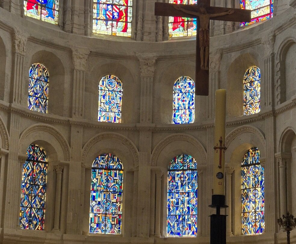 Cathédrale St-Lazare-Autun必去景点