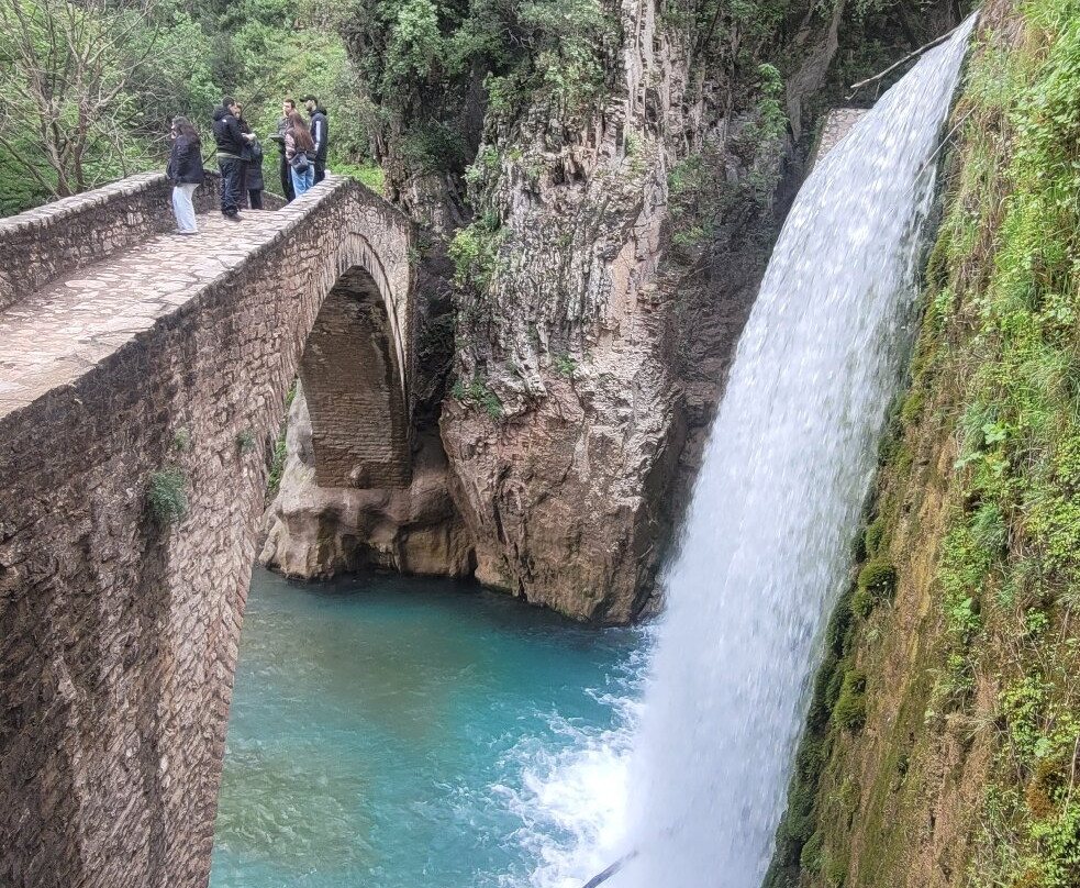 Palaiokarya’s Stone Bridge-Trikala必去景点