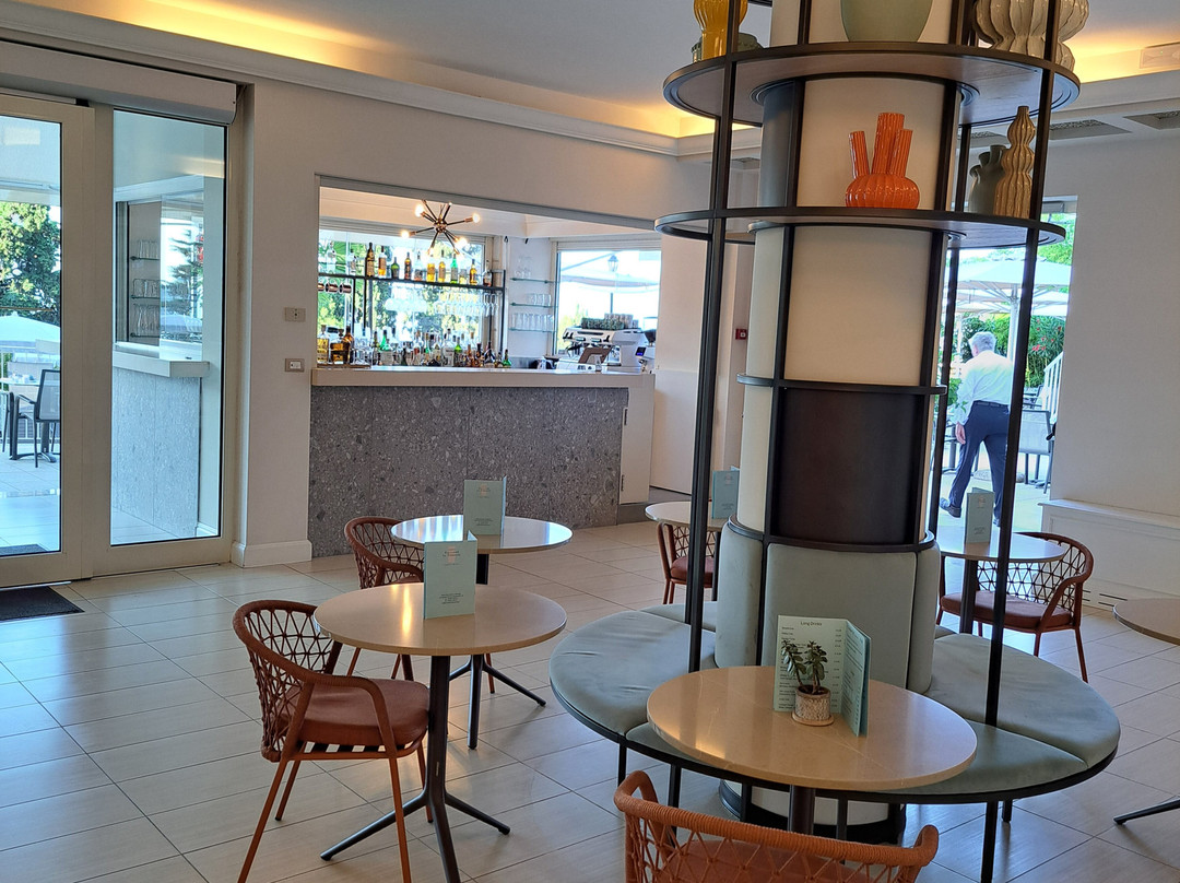 埃克塞斯尔露台酒店主图