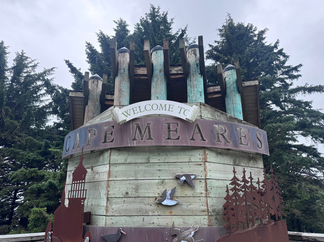 Cape Meares Lighthouse-蒂拉穆克必去景点