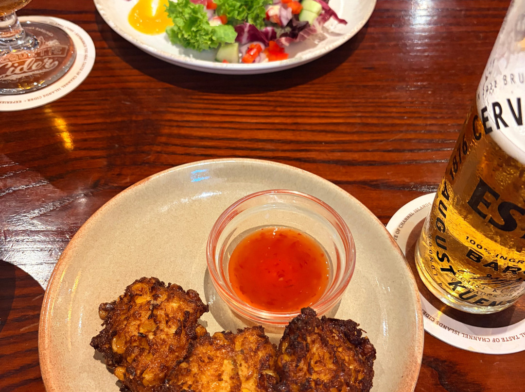 公爵酒店主图