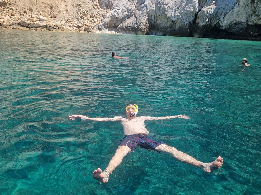 Alonissos Seacolours Dive Center-Patitiri必去景点