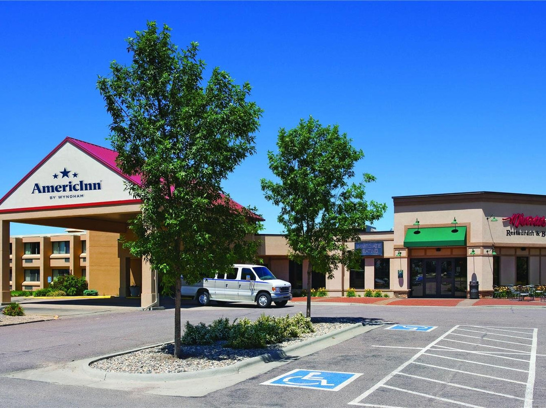 AmericInn by Wyndham Watertown