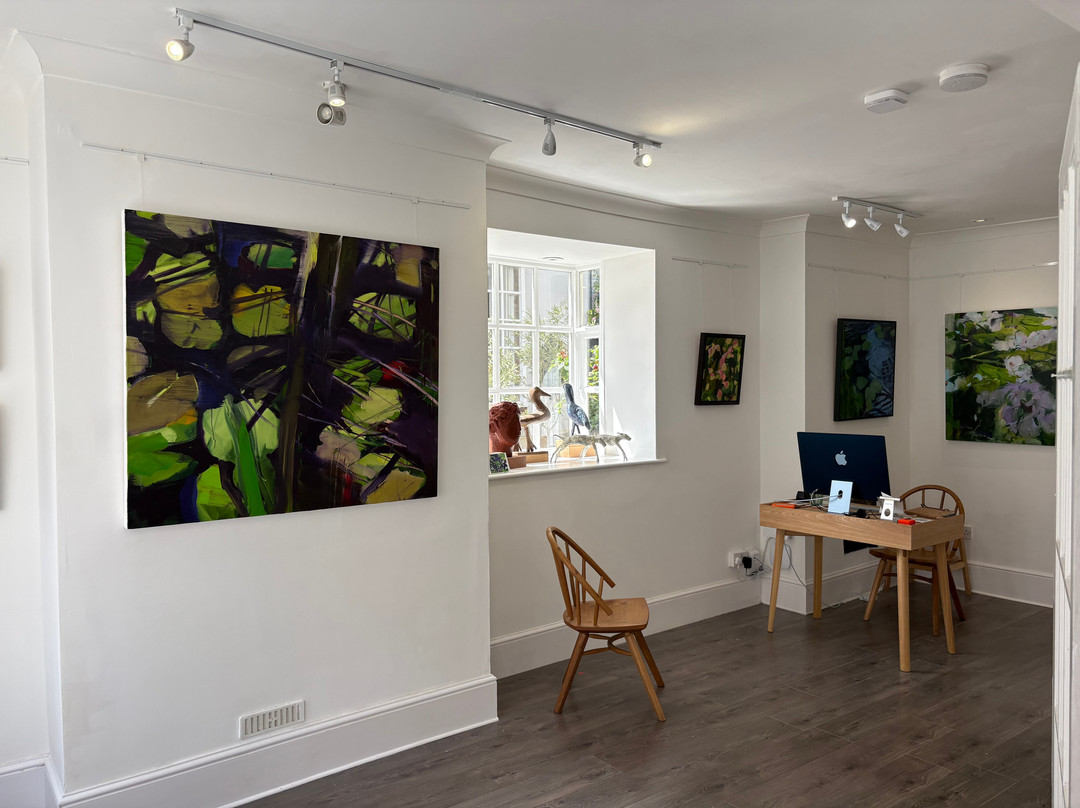 Zimmer Stewart at Tarrant Gallery-阿伦德尔必去景点