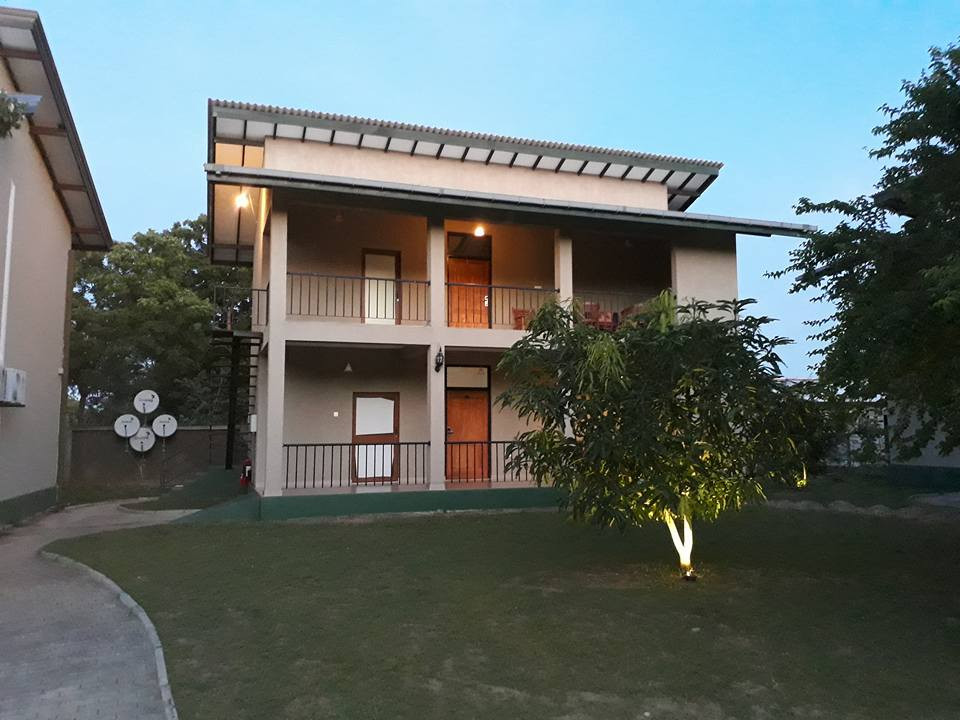 蒂瑟默哈拉默酒店住宿-曼果普瑞生态村酒店