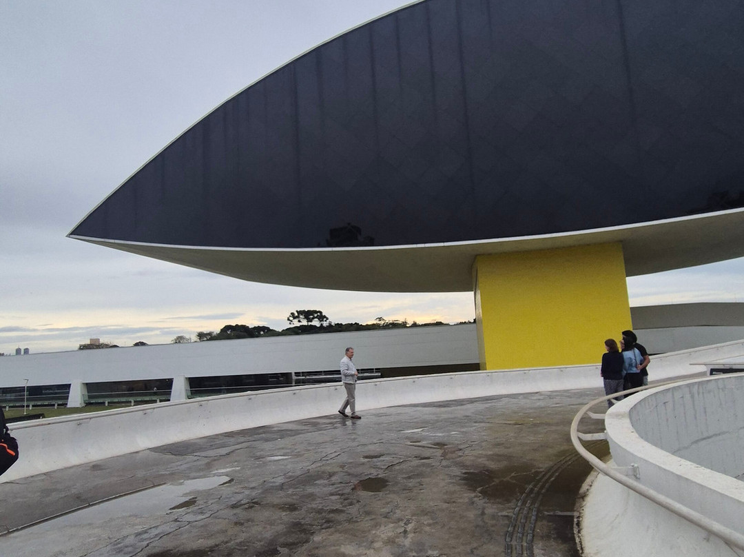 Museu Oscar Niemeyer-库里提巴必去景点