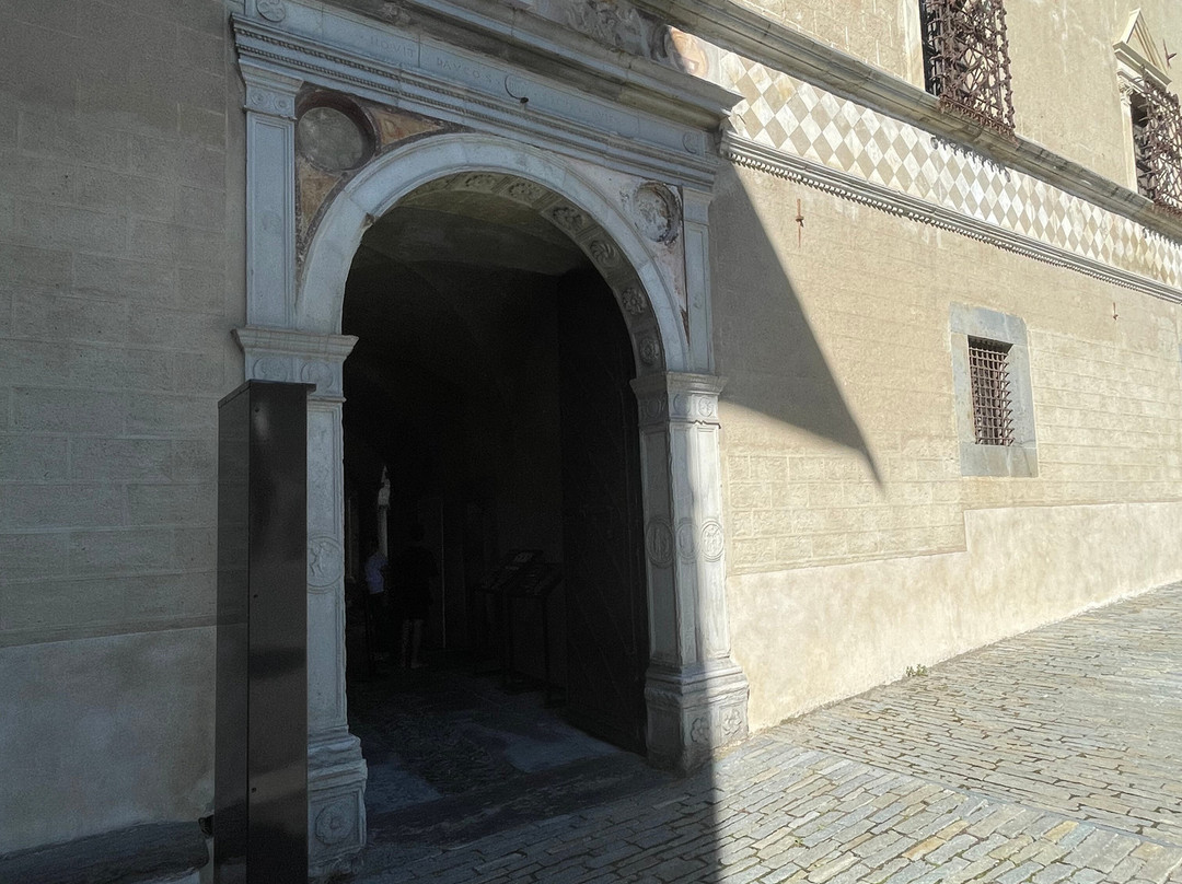 Palazzo Besta-Teglio必去景点