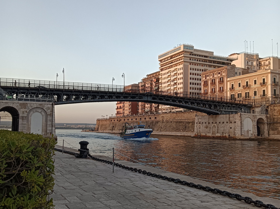 Castello Aragonese-塔兰托必去景点