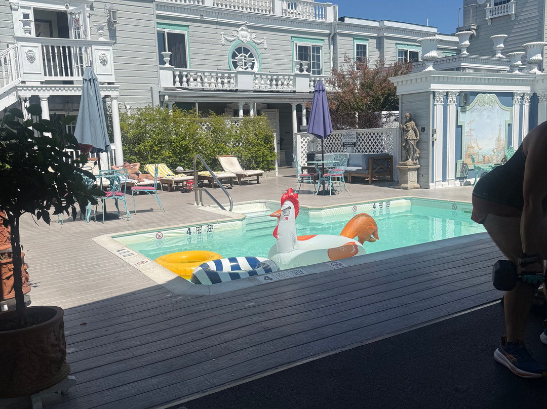 Belvedere Hotel主图