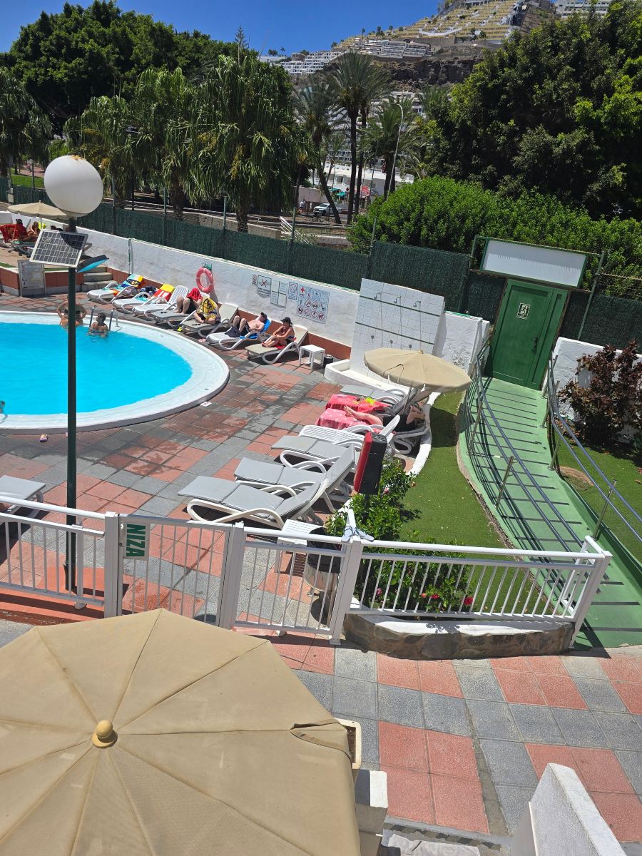 Niza Apartamentos-旅行者