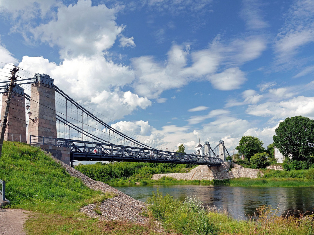 Chain Bridges-Ostrov必去景点