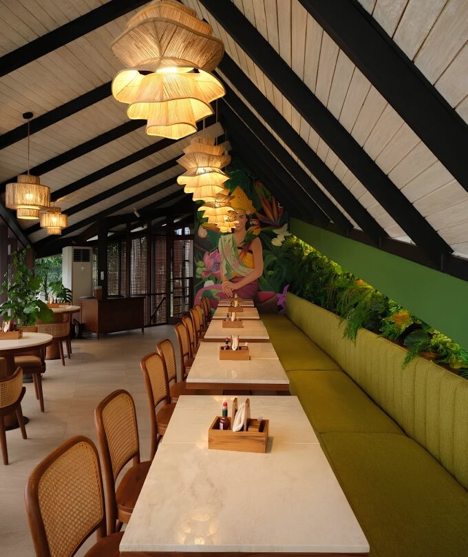 Jungle Flower Cafe