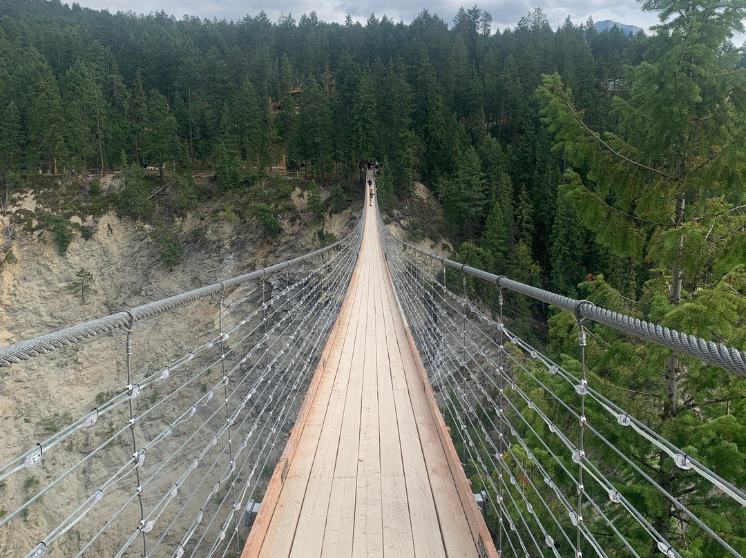 Golden Skybridge-戈尔登必去景点