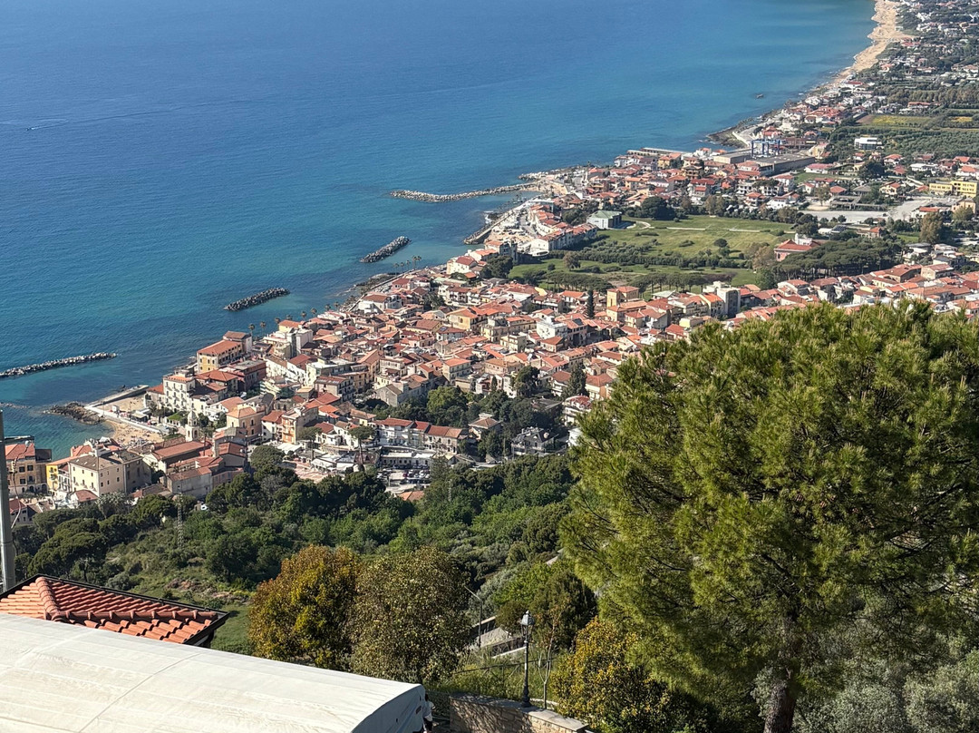 Borgo Medievale di Castellabate-Castellabate必去景点