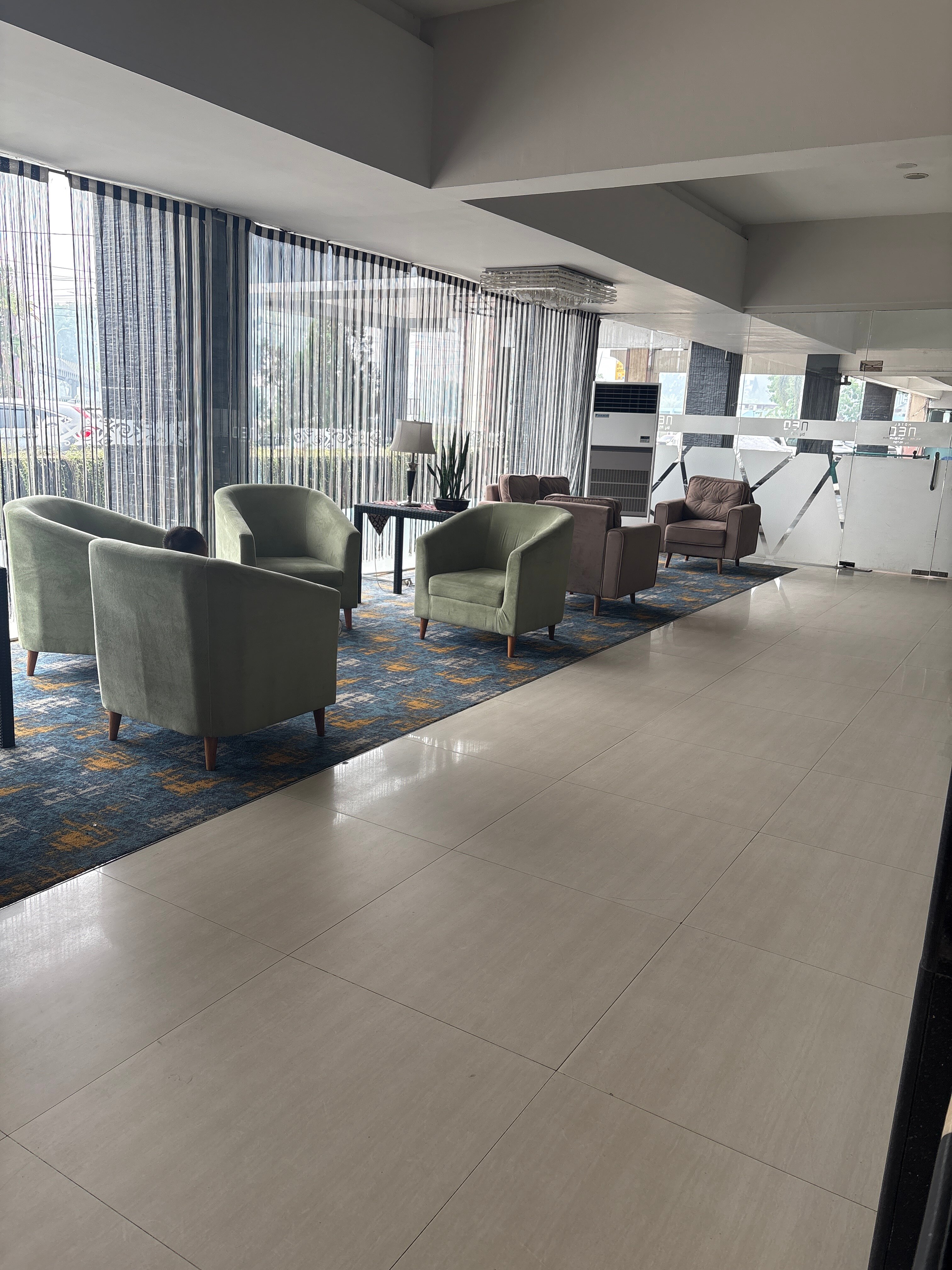尼欧棕榈酒店 - 帕朗卡拉亚 - 阿斯顿酒店-旅行者
