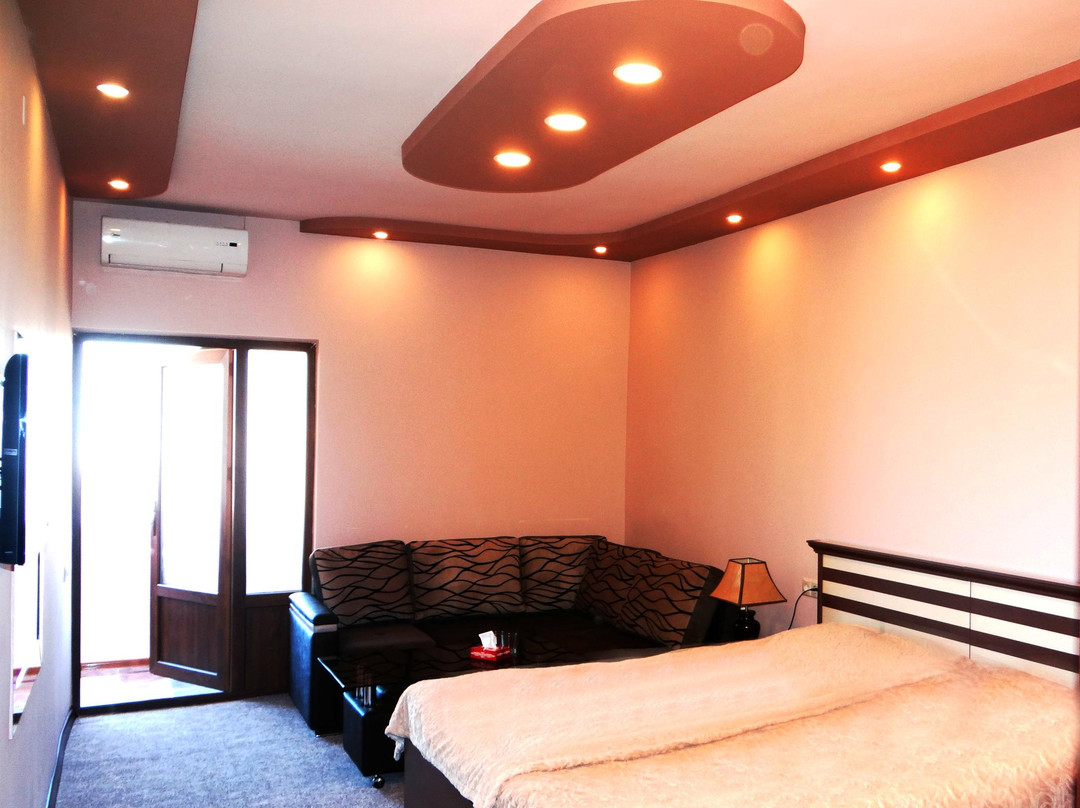 Ararat酒店住宿-Areg Hotel