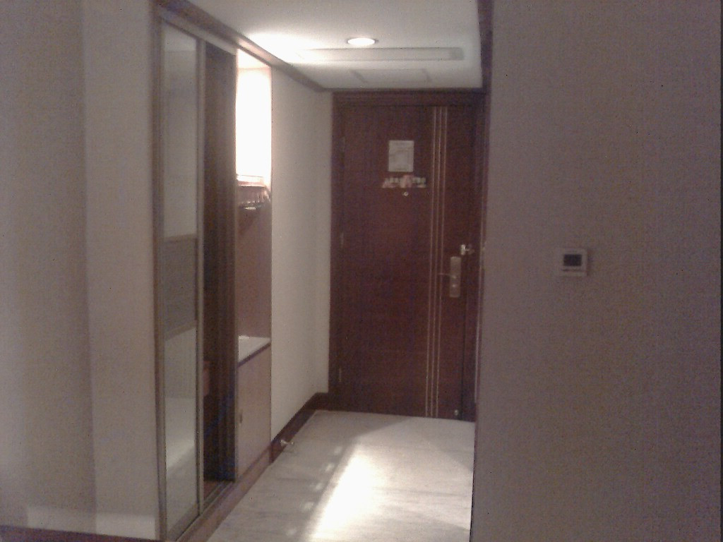 万家灯火酒店主图