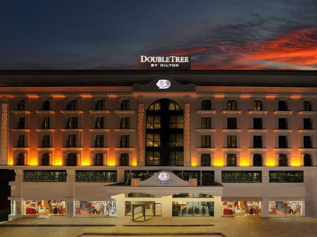 DoubleTree by Hilton主图