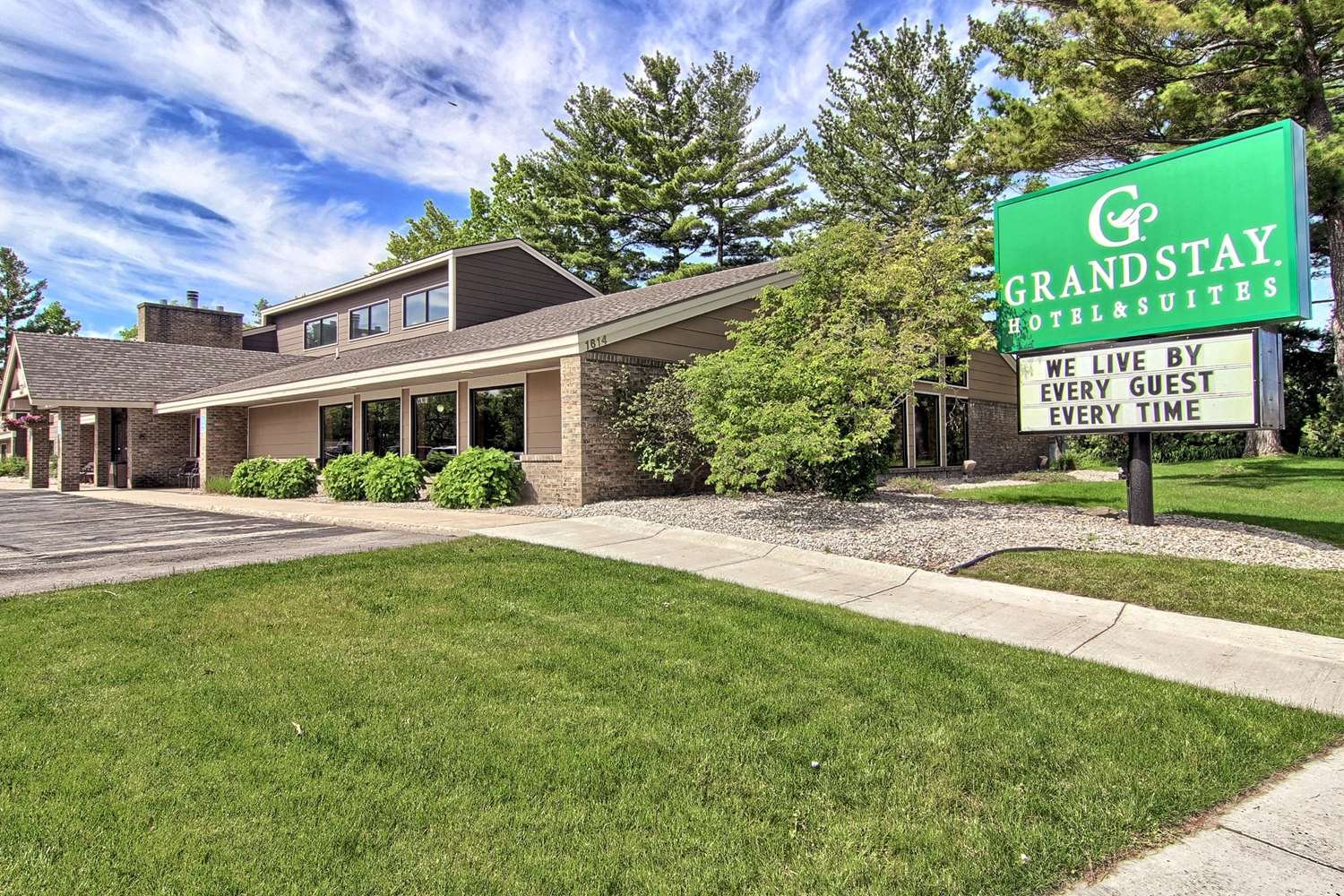 Blossom Hotel & Suites Traverse City-官方