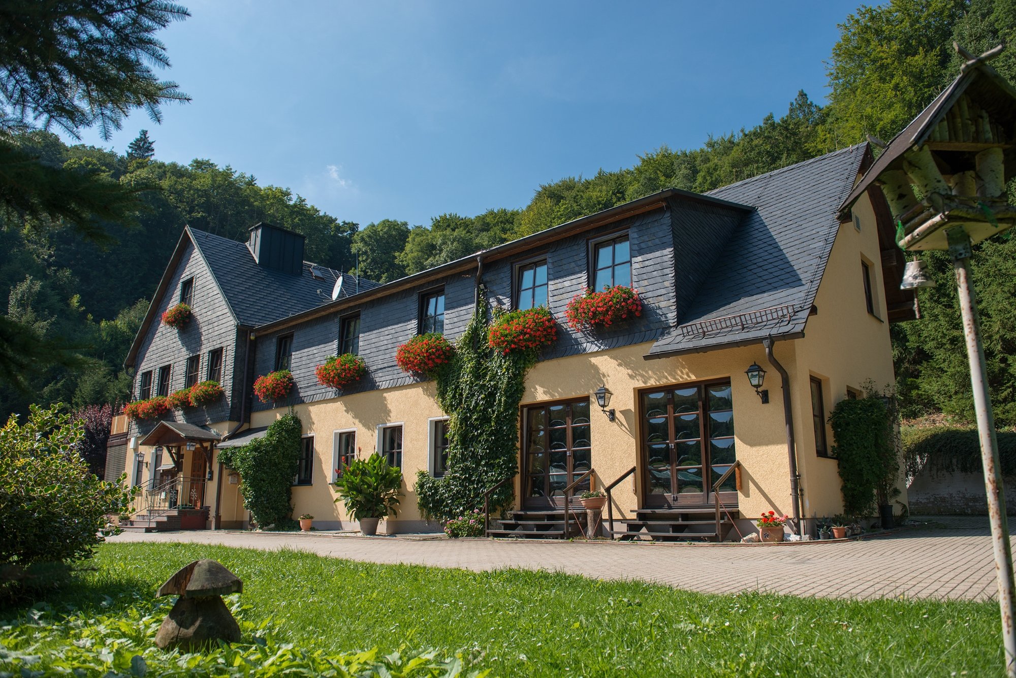 Flair Waldhotel & Restaurant Mellestollen-官方