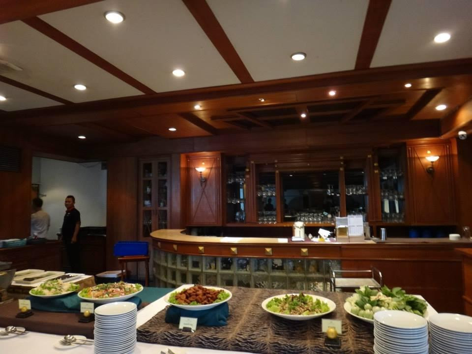 暖坤酒店住宿-托桑城市酒店