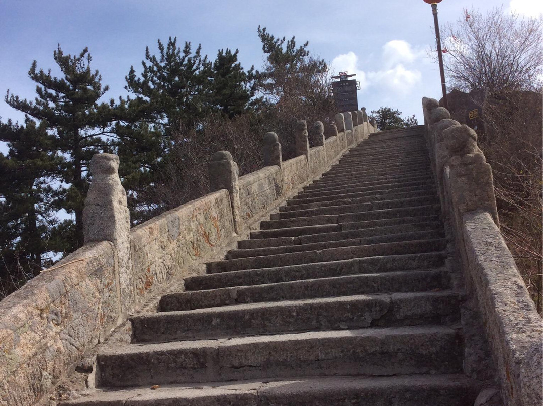北武当山-沙河市必去景点