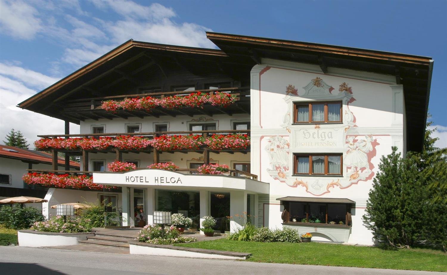 Hotel Helga-官方