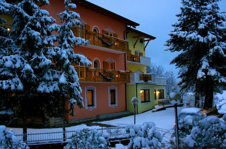 Nave San Rocco酒店住宿-法依酒店