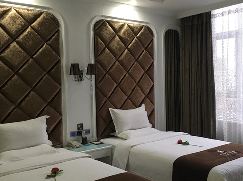 芒市锦泰酒店（芒市广场店）