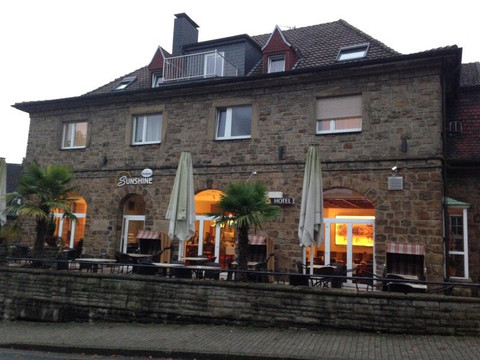 Herdecke酒店住宿-阳光酒店