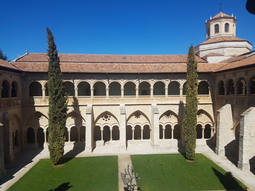 Monasterio De Santa Maria De Valbuena景点图片