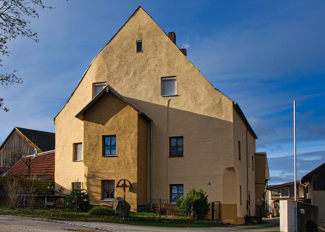 Neues Schloss Wetterfeld-Roding必去景点