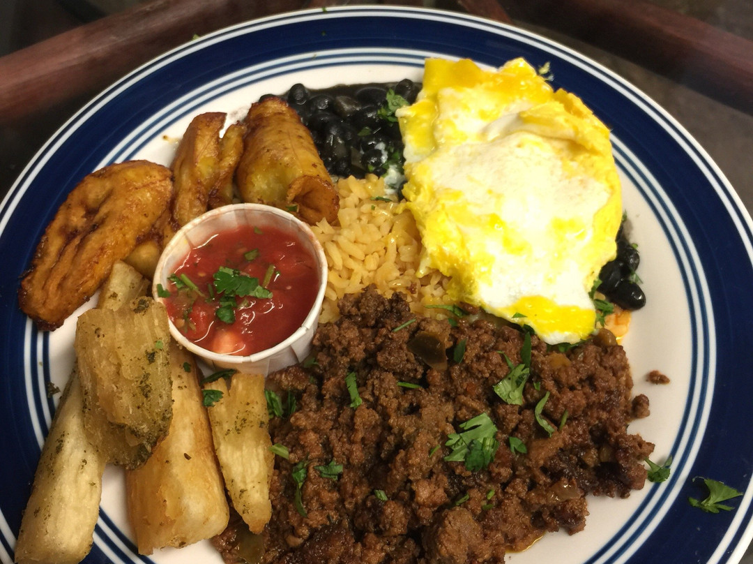 Attalla餐馆和美食-Hector's Kitchen