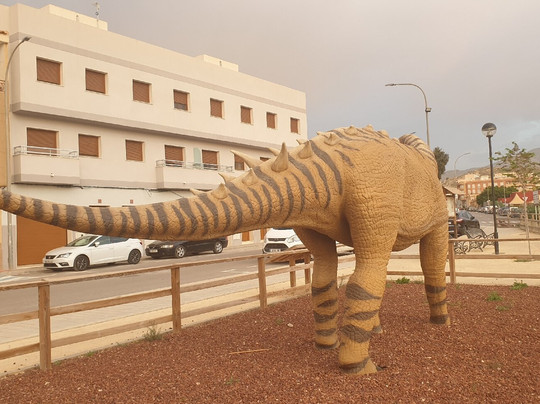 Lirainosaurus De Agost