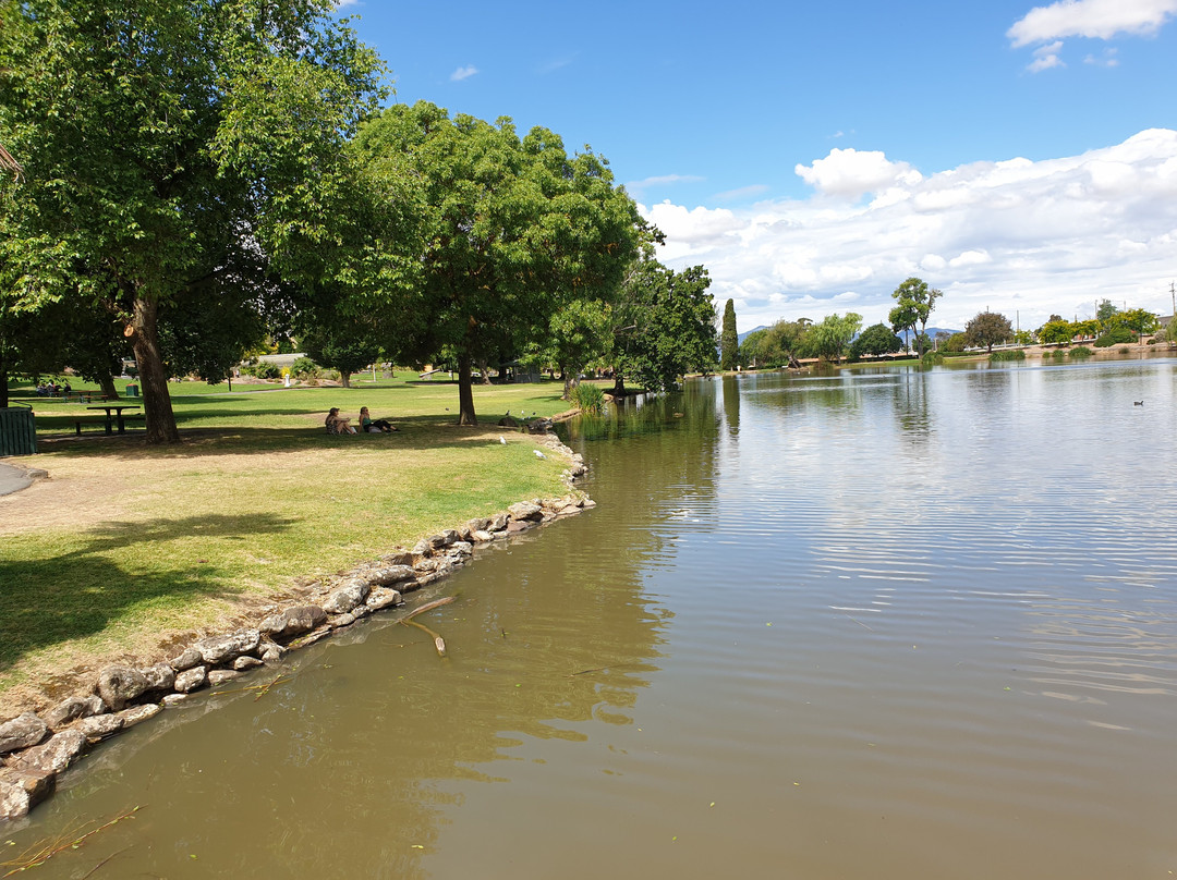 Alexandra Gardens-亚拉拉特山必去景点