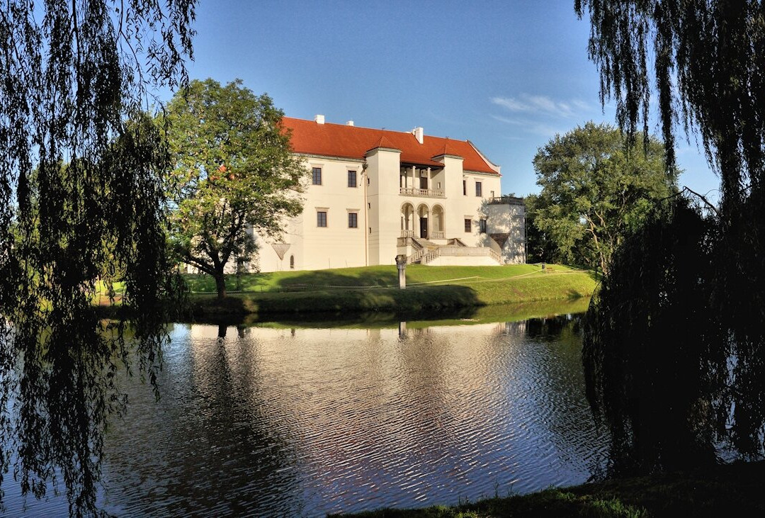 Renesansowy Zamek Magnacki-Szydlowiec必去景点