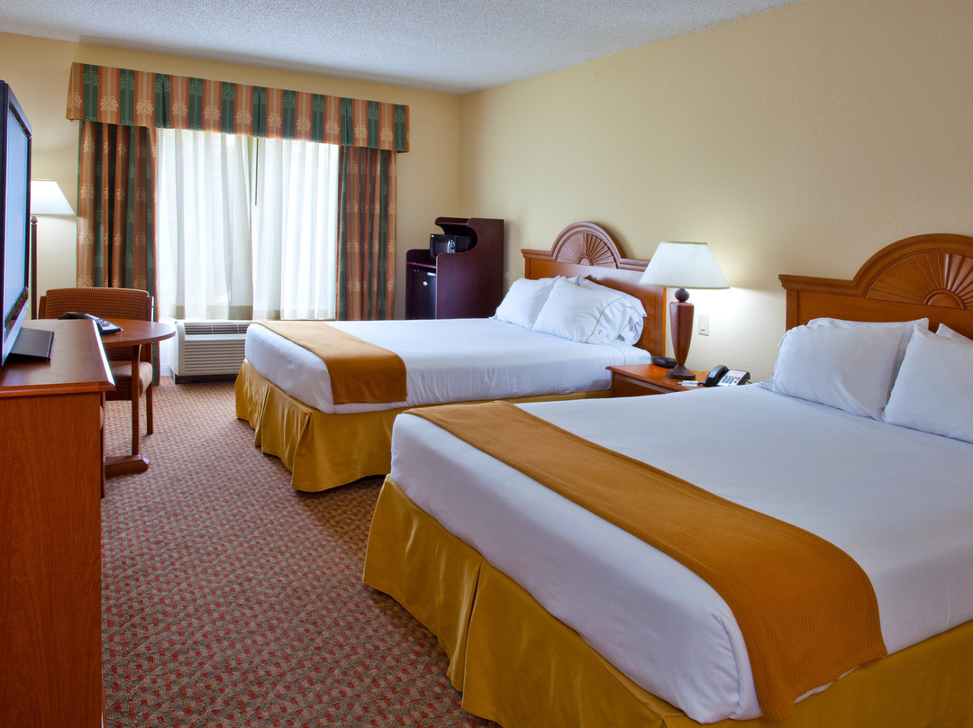 斯普林希尔快捷假日&套房酒店主图