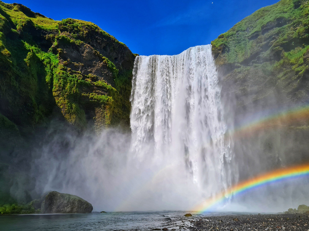Marina Travel - Hofn-赫本必去景点