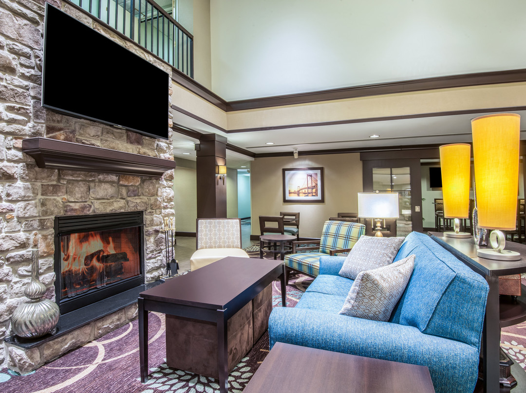 Staybridge Suites Allentown West by IHG主图