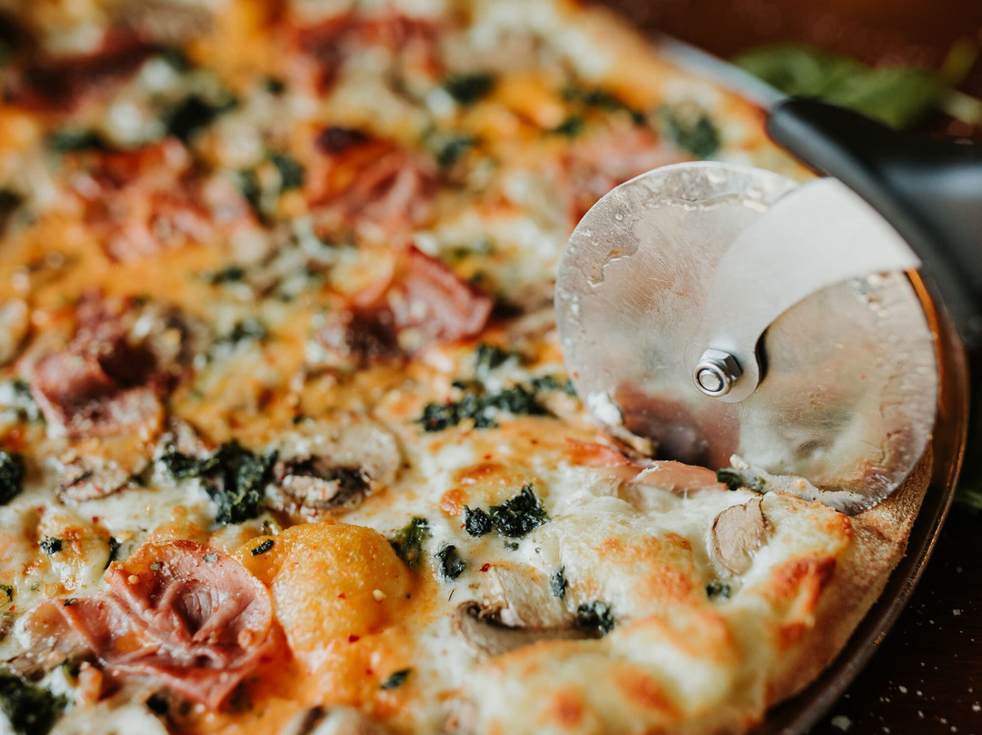 Strong's Brick Oven Pizzeria