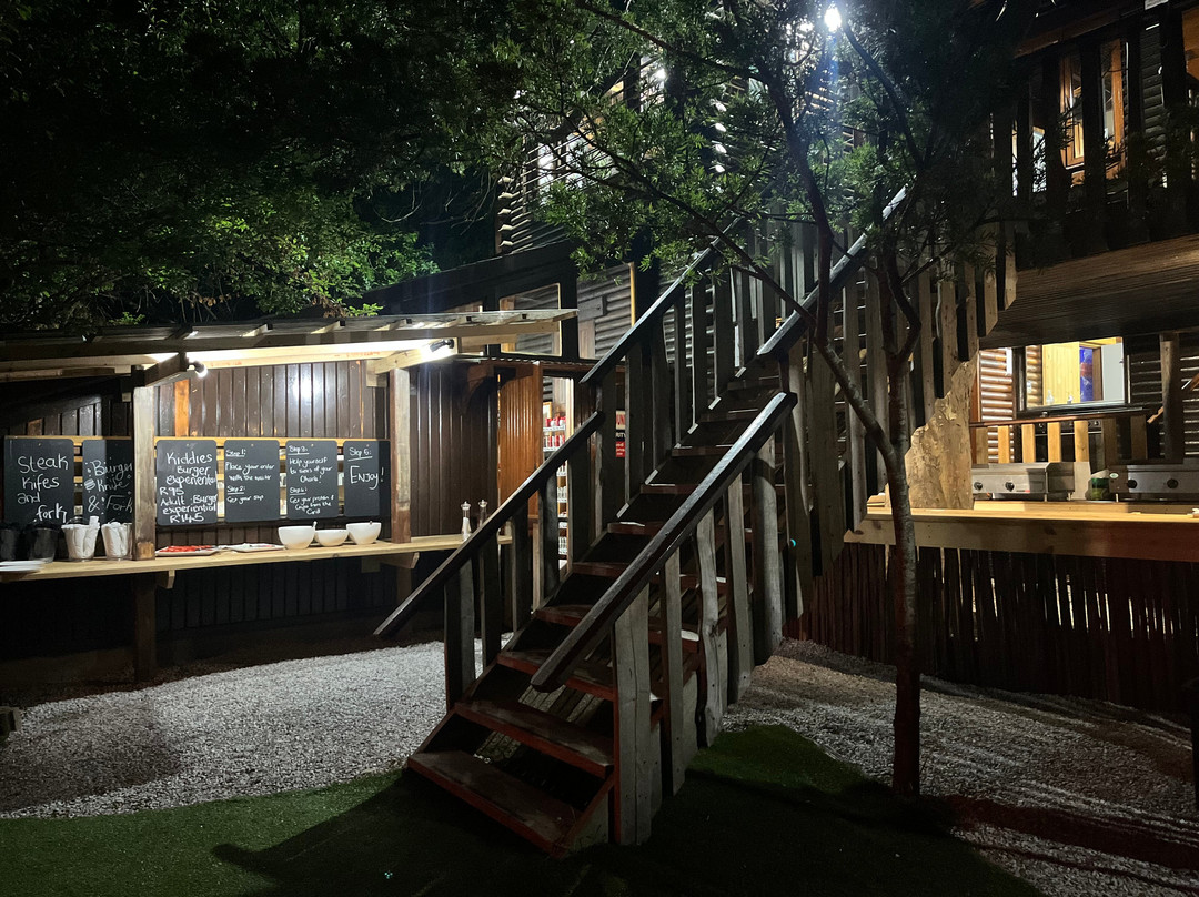 34 Waenhout – Venue, Restaurants and Cinema