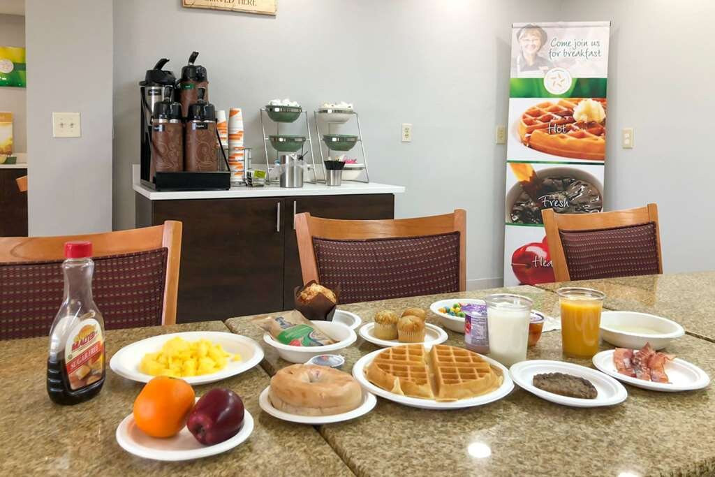 La Quinta Inn by Wyndham Fayetteville I-95主图