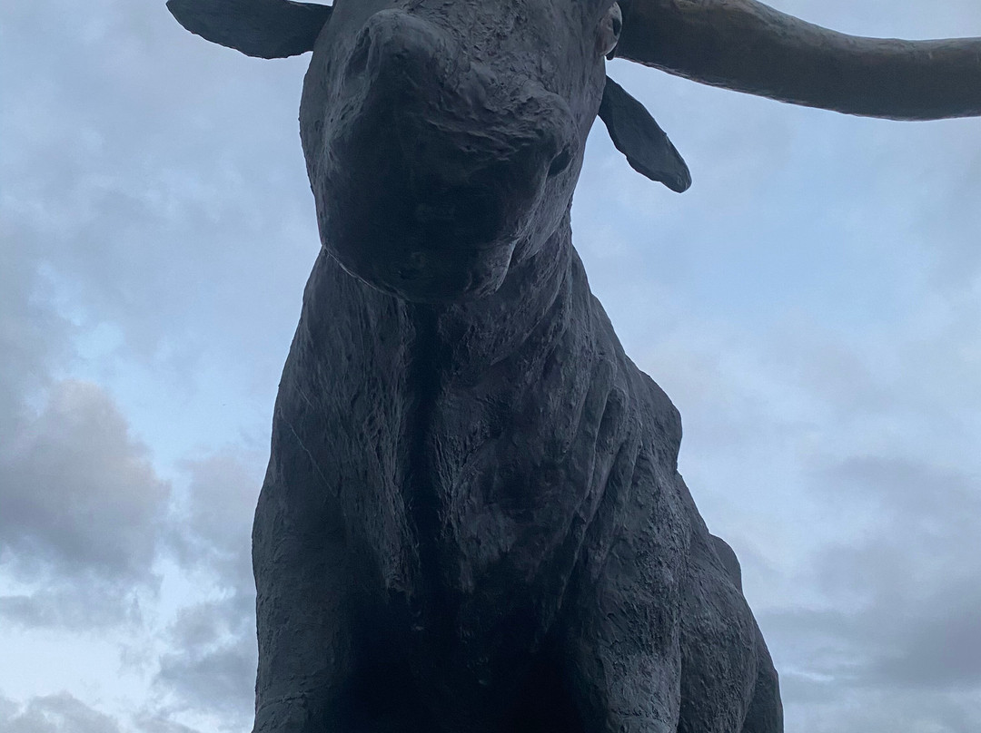 Tarvas Sculpture-拉克韦雷必去景点