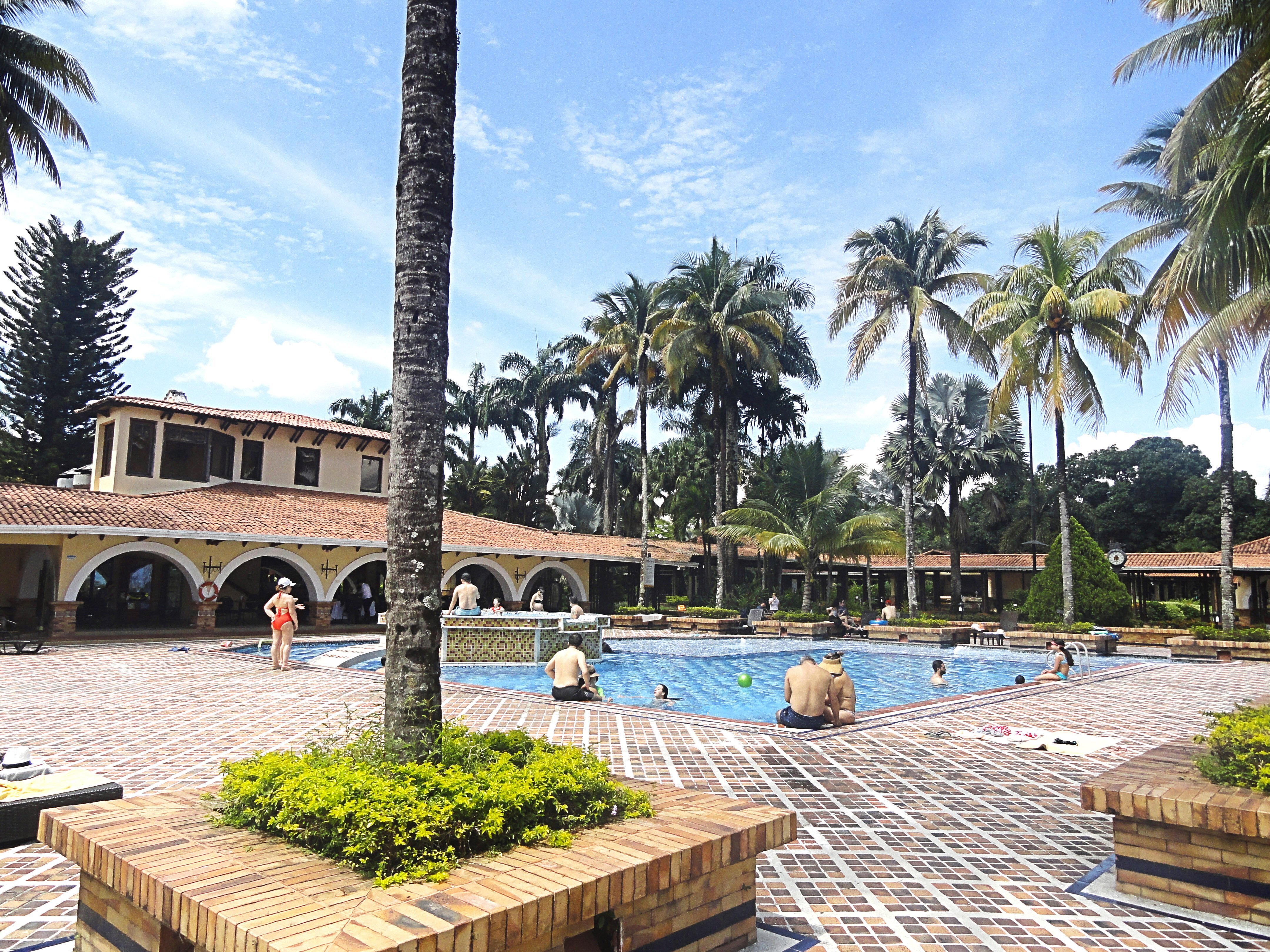 Tequendama Hotel Campestre Villavicencio-泳池