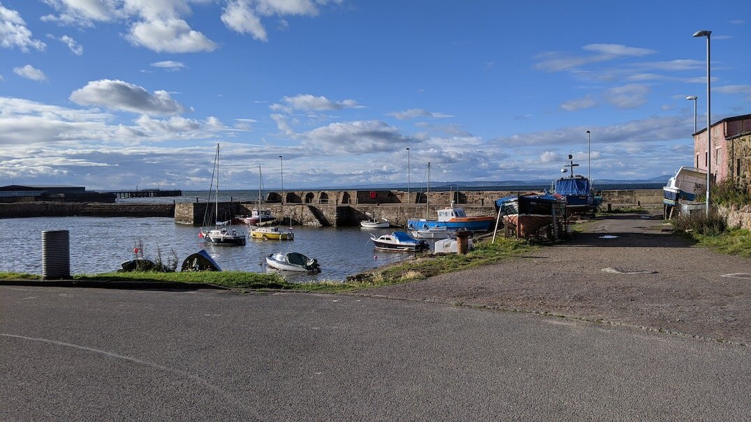 Cockenzie Harbour景点图片